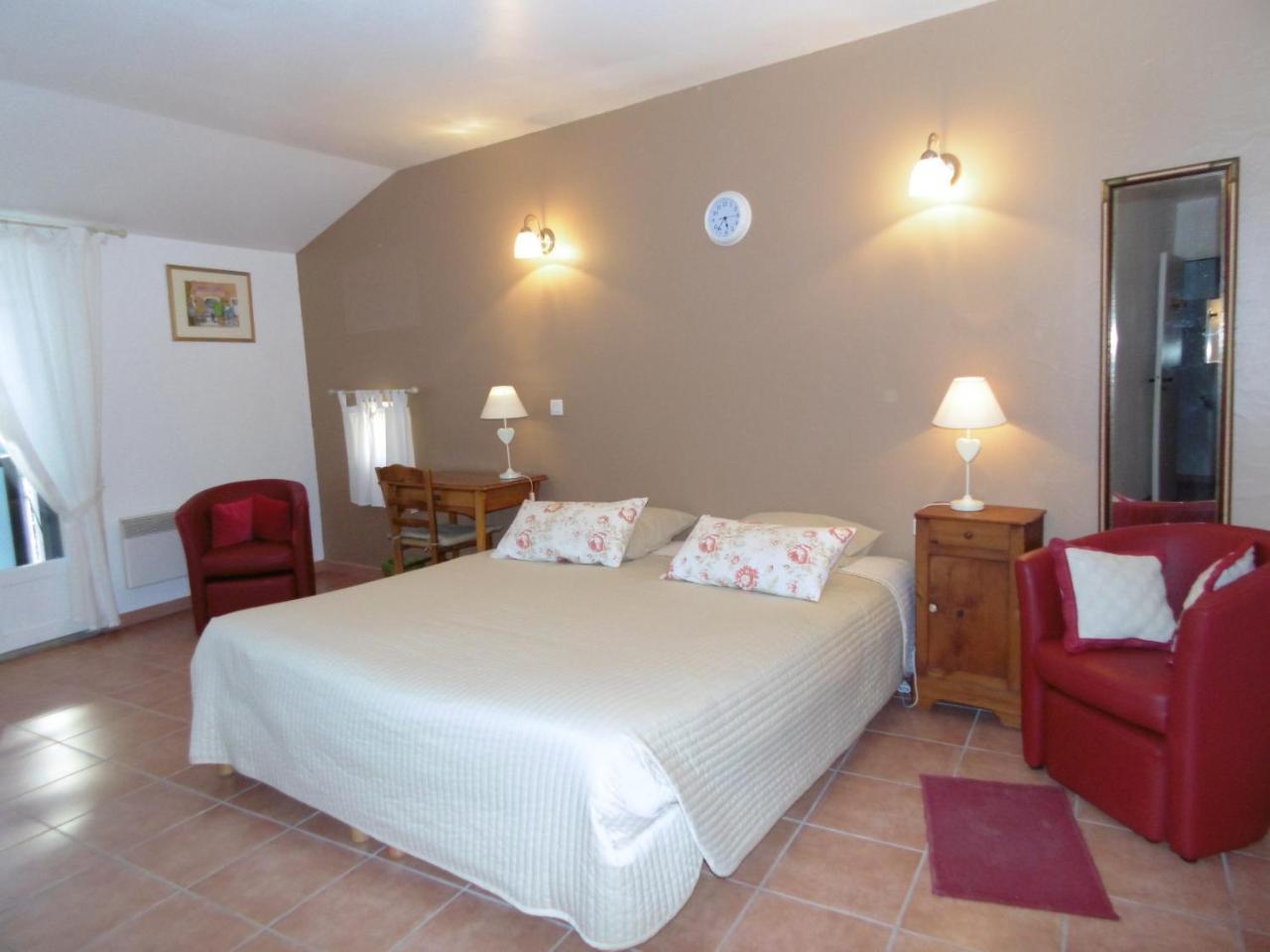 La Ferme De Valauris Bed & Breakfast ซิสเตรง ภายนอก รูปภาพ